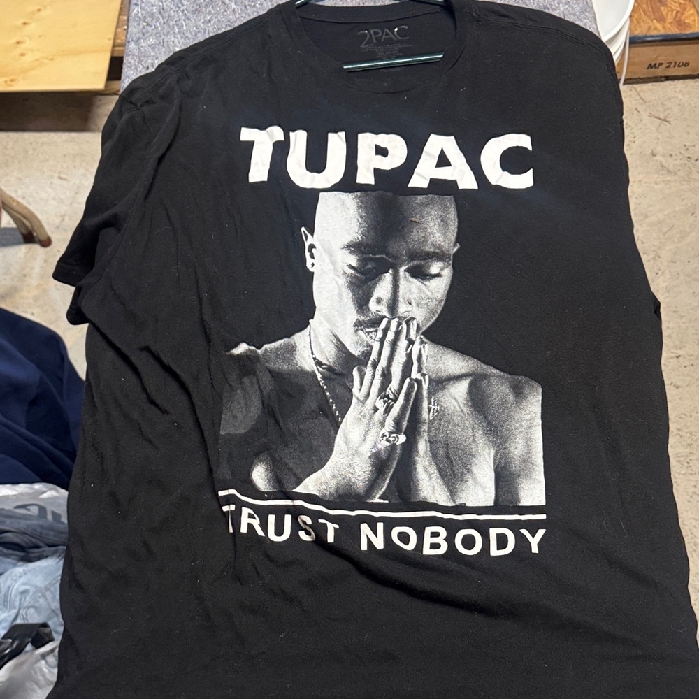 2Pac Black Graphic Tee - Trust Nobody
